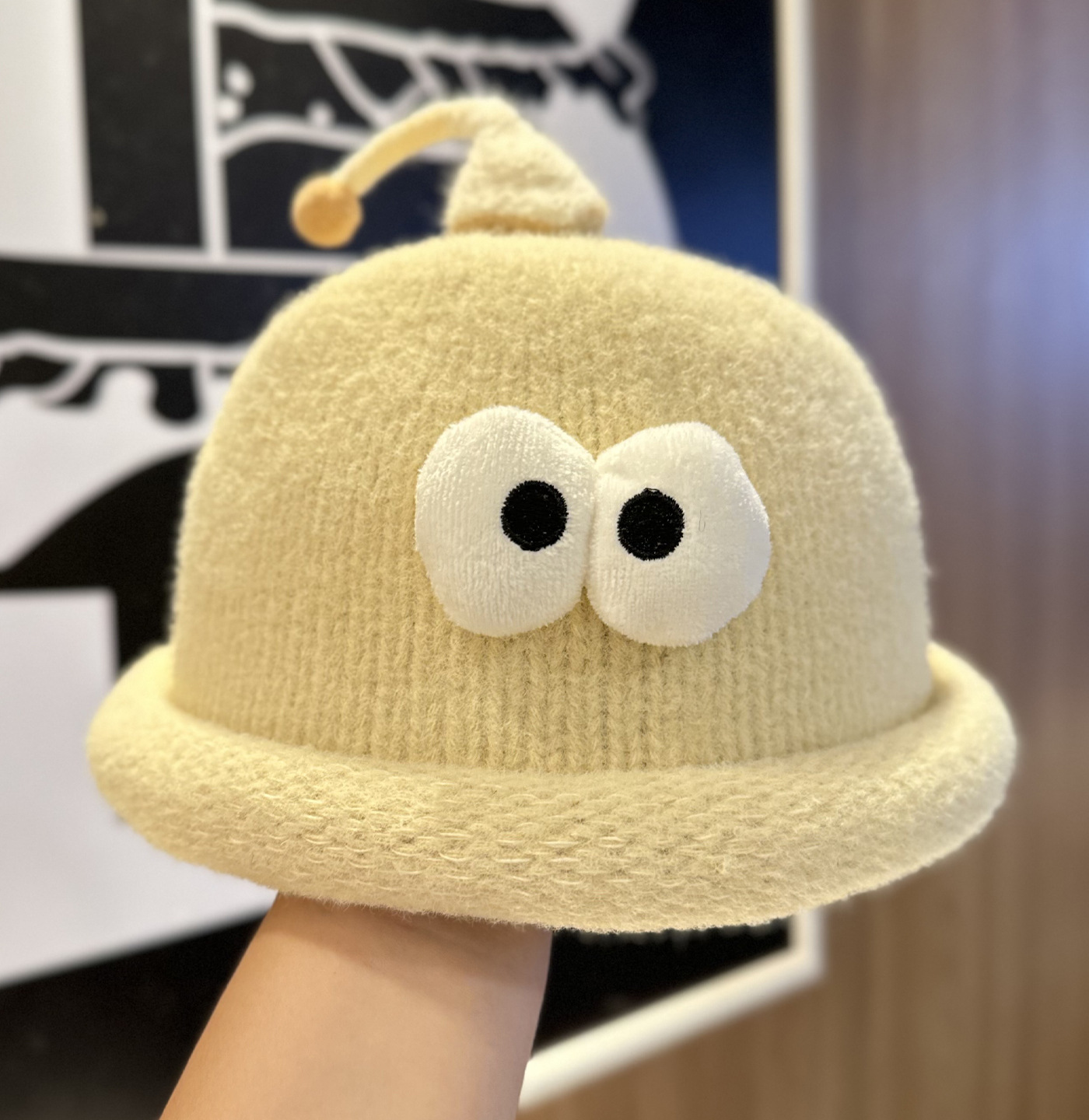 Playful Big-Eyed Garlic Knitte - Beanie Cuffed Knit reseña y precio